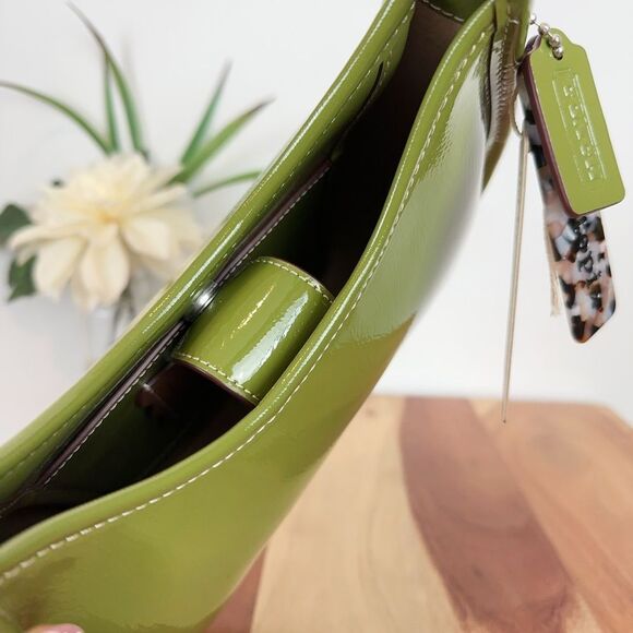 NWT Coach‎ Ergo Bag In Crinkle Patent Coachtopia Leather - Picture 6 of 8